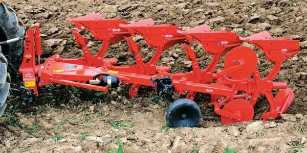 KUHN Mounted Rollover Plows