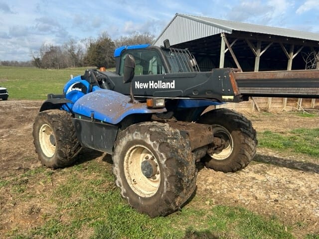 2004 New Holland LM435A