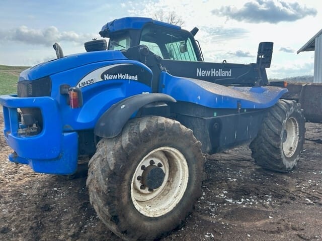 2004 New Holland LM435A