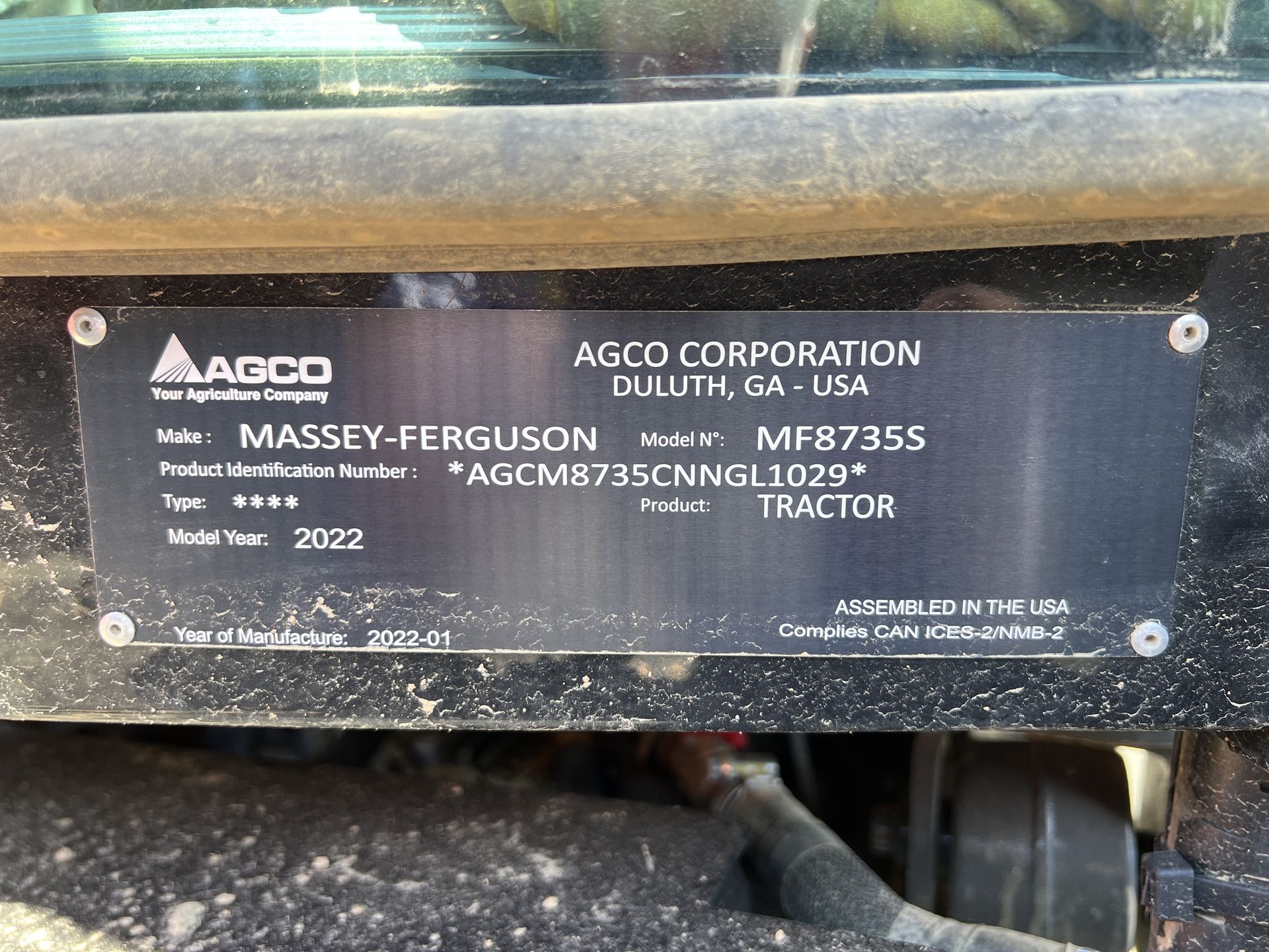 2022 Massey Ferguson 8735