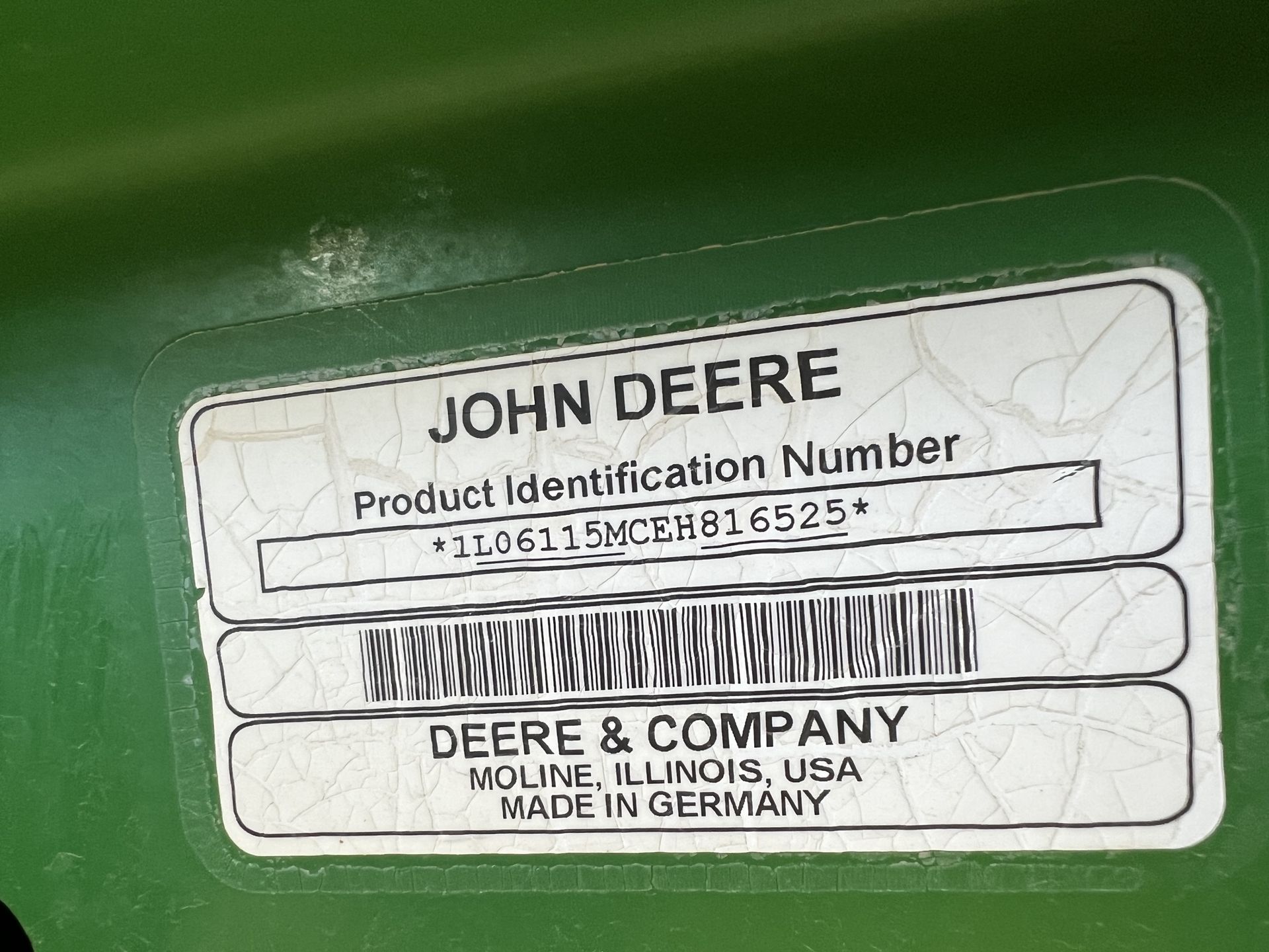 2015 John Deere 6115M