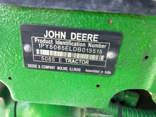 2014 John Deere 5065E