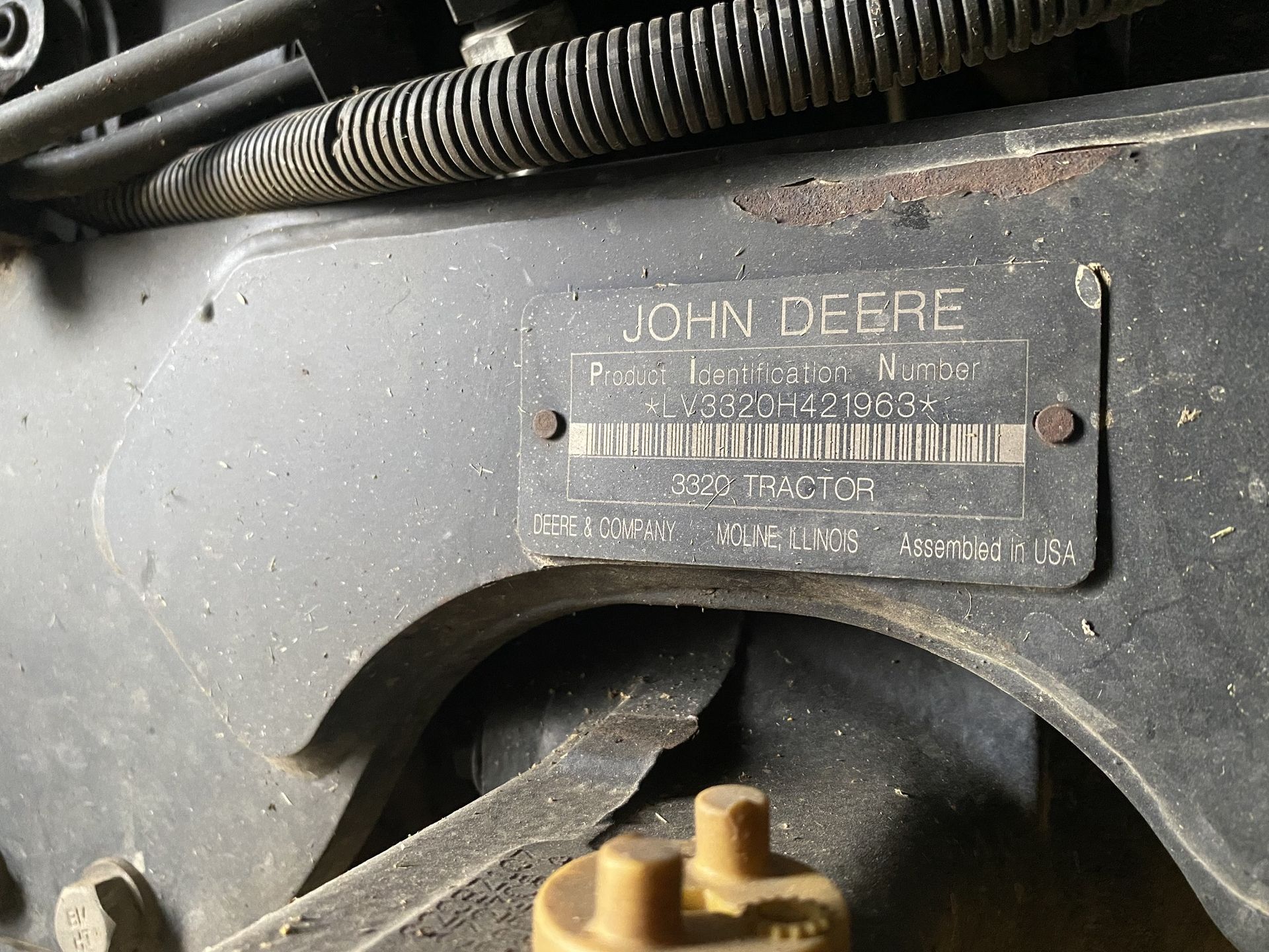 2008 John Deere 3320