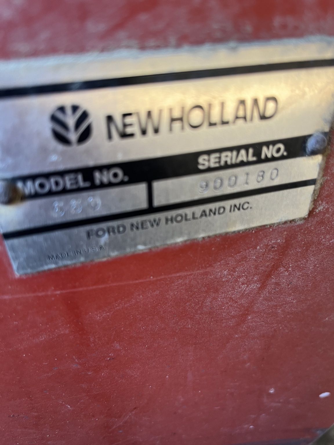 1995 New Holland 660