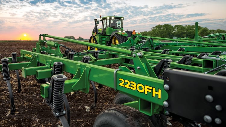 2230FH Floating Hitch Field Cultivator